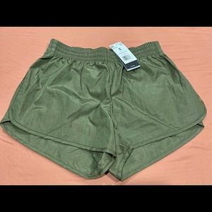 Ivy Park Peloton Wind Short Size Small New with Tags